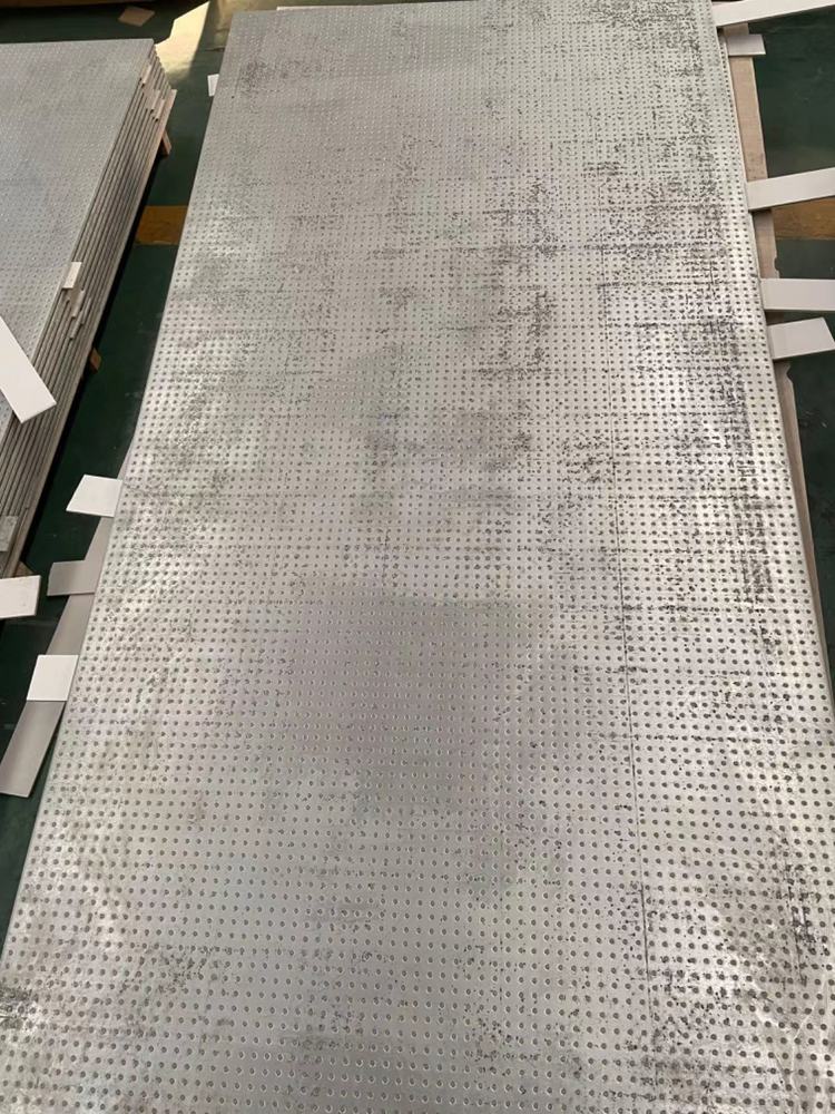 9.5mm厚纖維水泥復合鋼板防爆墻施工技術與泄爆墻、防爆門窗應用案例解析